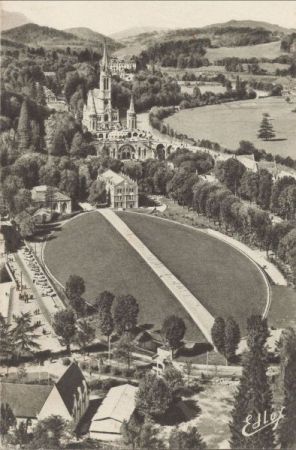 Lourdes - Frankreich - Basilique Lourdes - Frankreich - Basilique