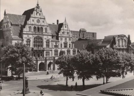 Bielefeld - Rathaus und Stadttheater Bielefeld - Rathaus und Stadttheater