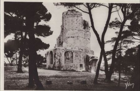 Nimes - Frankreich - La Tour Magne Nimes - Frankreich - La Tour Magne