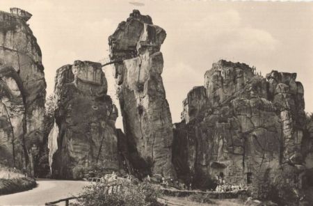 Horn-Bad Meinberg, Exeernsteine - Vorderansicht Horn-Bad Meinberg, Exeernsteine - Vorderansicht