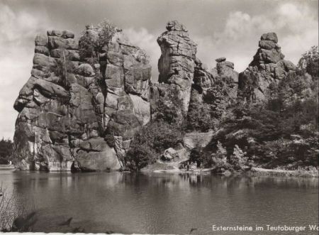 Horn-Bad Meinberg, Exeernsteine - Wasserseite Horn-Bad Meinberg, Exeernsteine - Wasserseite