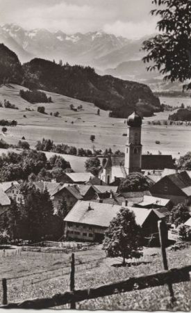 Rettenberg - mit Allgäuer Hochgebirge Rettenberg - mit Allgäuer Hochgebirge