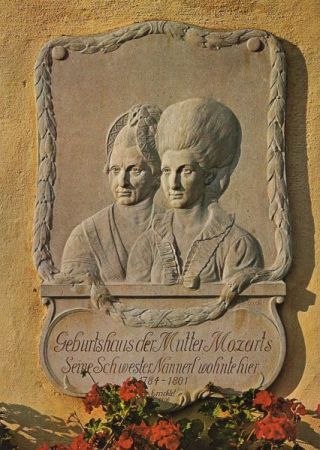 Sankt Gilgen - Österreich - Geburtshaus Mutter Mozarts, Gedenktafel Sankt Gilgen - Österreich - Geburtshaus Mutter Mozarts, Gedenktafel