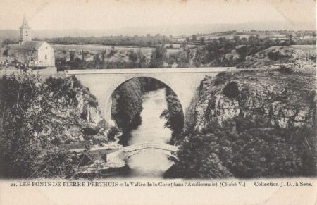 Pierre-Perthuis - Frankreich - Ponts Pierre-Perthuis - Frankreich - Ponts