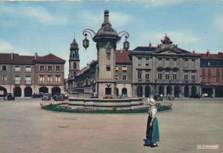 Pont-a-Mousson - Frankreich - Jeune Lorraine Pont-a-Mousson - Frankreich - Jeune Lorraine