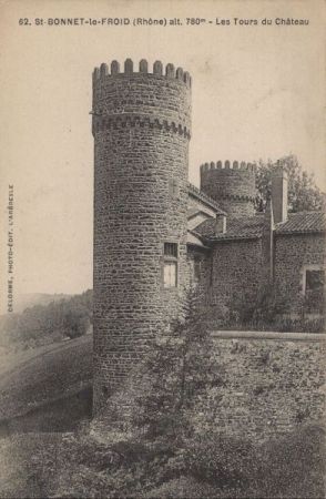 Saint-Bonnet-le-Froid - Frankreich - Tour du Chateau Saint-Bonnet-le-Froid - Frankreich - Tour du Chateau