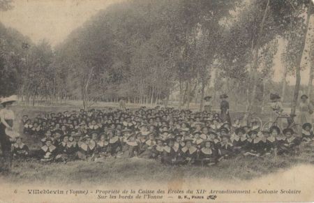 Villeblevin - Frankreich - Colonie Scolaire Villeblevin - Frankreich - Colonie Scolaire
