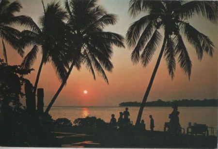 Fiji - Fidschi - Sinking Sun Fiji - Fidschi - Sinking Sun