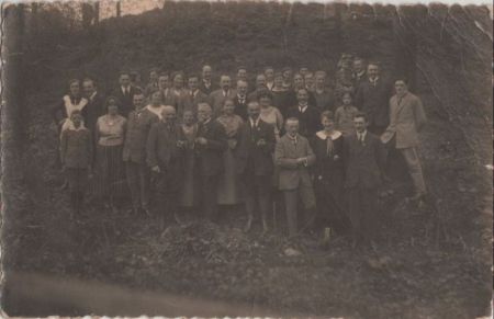 Viele Menschen im Grünen Viele Menschen im Grünen