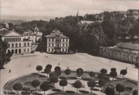 Coburg - Schloßplatz mit Landestheater - 1958 Coburg - Schloßplatz mit Landestheater - 1958
