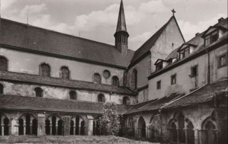 Bronnbach (OT von Wertheim) - Kloster, Innenhof - ca. 1960 Bronnbach (OT von Wertheim) - Kloster, Innenhof - ca. 1960