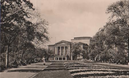 Halle Saale - Theater des Friedens - ca. 1955 Halle Saale - Theater des Friedens - ca. 1955