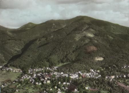 Badenweiler mit Hochblauen - ca. 1975 Badenweiler mit Hochblauen - ca. 1975