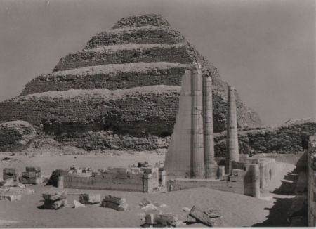 Ägypten - Sonstiges - Djoser-Grabbezirk, Tempel und Pyramide von Süden - ca. 1960 Ägypten - Sonstiges - Djoser-Grabbezirk, Tempel und Pyramide von Süden - ca. 1960