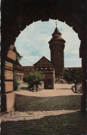 Nürnberg - Burghof und Sinwellturm - ca. 1965 Nürnberg - Burghof und Sinwellturm - ca. 1965