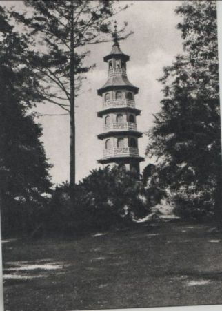 Oranienbaum - Chinesischer Turm Oranienbaum - Chinesischer Turm