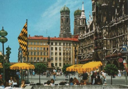 München - Marienplatz mit Mariensäule - 1996 München - Marienplatz mit Mariensäule - 1996