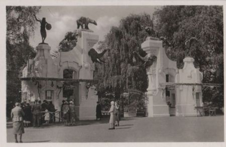 Hamburg-Stellingen - Hagenbecks Tierpark, Haupteingang - ca. 1955 Hamburg-Stellingen - Hagenbecks Tierpark, Haupteingang - ca. 1955