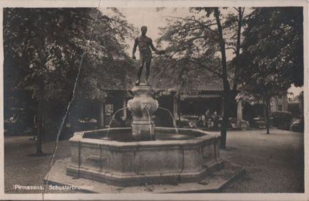 Pirmasens - Schusterbrunnen - 1930 Pirmasens - Schusterbrunnen - 1930