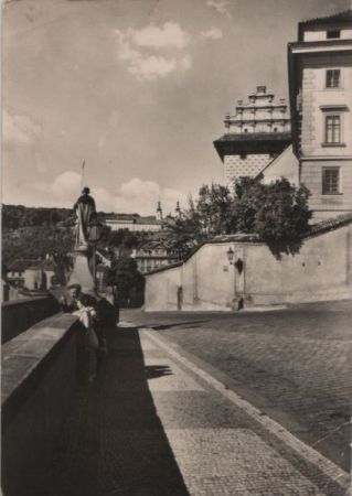 Tschechien - Prag - Praha - Blick durch die Straße Ke Hradu - 1964 Tschechien - Prag - Praha - Blick durch die Straße Ke Hradu - 1964