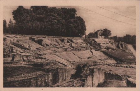 Frankreich - Autun - LeTheatre Romain - ca. 1935 Frankreich - Autun - LeTheatre Romain - ca. 1935