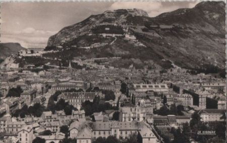 Frankreich - Grenoble - Vue generale - ca. 1955 Frankreich - Grenoble - Vue generale - ca. 1955