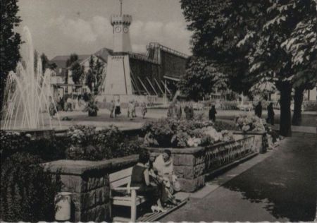 Bad Salzuflen - An der Fontäne beim Kurparkeingang - 1962 Bad Salzuflen - An der Fontäne beim Kurparkeingang - 1962