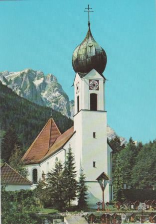 Grainau - Dorfkirche mit Zugspitze - ca. 1980 Grainau - Dorfkirche mit Zugspitze - ca. 1980