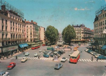 Lyon - Frankreich - Place de la Republique Lyon - Frankreich - Place de la Republique