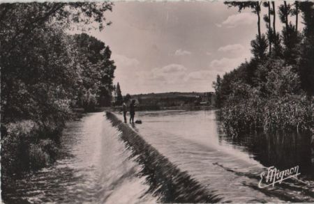 Frankreich - Vincelles - Le Deversoir du Moulin - ca. 1960 Frankreich - Vincelles - Le Deversoir du Moulin - ca. 1960